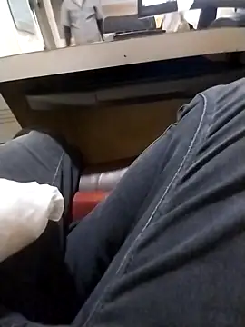 kiss like choco11 online show from September 18, 2025, 1:14 pm