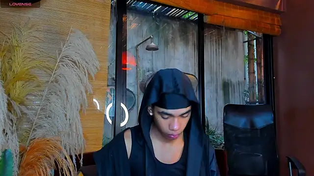 AlanCutee online show from January 6, 2026, 1:26 pm