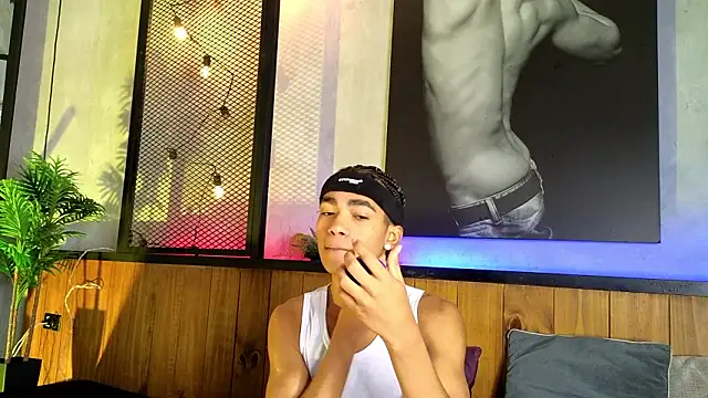 AlanCutee online show from March 7, 2026, 11:49 am