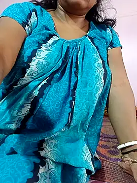 Snapshot of Cute-Swewty chatting on February 19, 2026, 4:42 am Cute-Swewty online show from February 19, 2026, 4:42 am