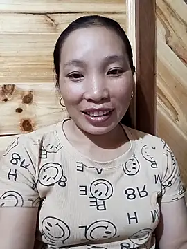 Snapshot of Tamy_20 chatting on October 6, 2025, 12:39 pm Tamy 20 online show from October 6, 2025, 12:39 pm