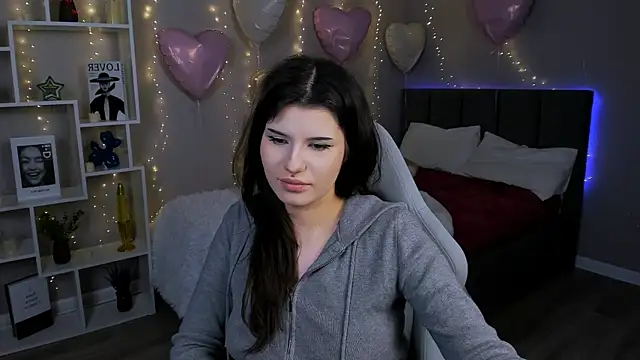 AnoraDark online show from February 26, 2026, 6:52 pm