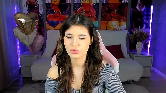 AnoraDark online show from April 3, 2026, 2:34 pm