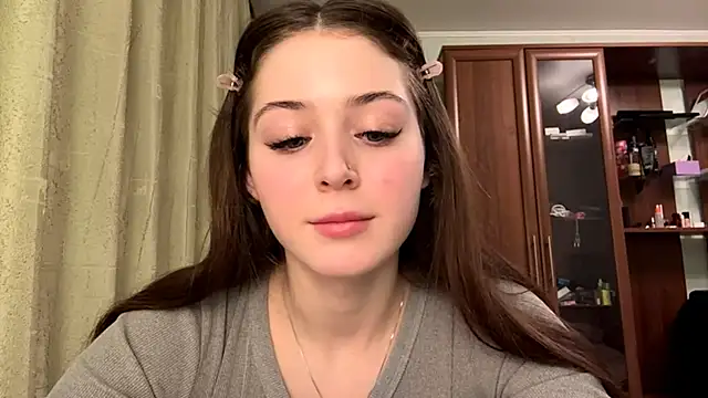 Adel strongwoman online show from March 10, 2026, 7:07 pm