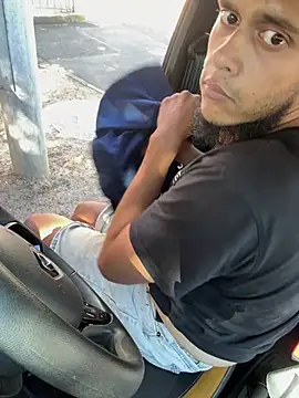 Smallboybigworld online show from February 16, 2026, 2:16 pm