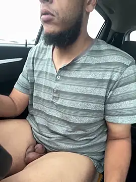 Smallboybigworld online show from February 9, 2026, 7:39 am