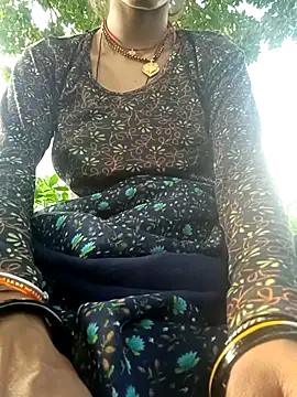 Snapshot of Sonam_tripathi chatting on September 19, 2025, 10:52 am Sonam tripathi online show from September 19, 2025, 10:52 am