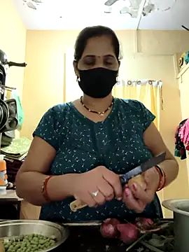 Snapshot of Gk_99999 chatting on February 2, 2026, 1:54 pm Gk 99999 online show from February 2, 2026, 1:54 pm