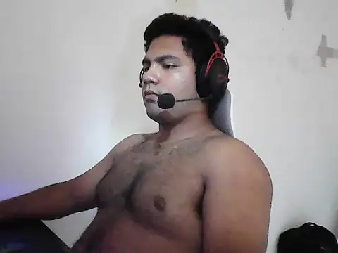 Snapshot of DCHOI_22 chatting on October 22, 2025, 3:55 pm DCHOI 22 online show from October 22, 2025, 3:55 pm