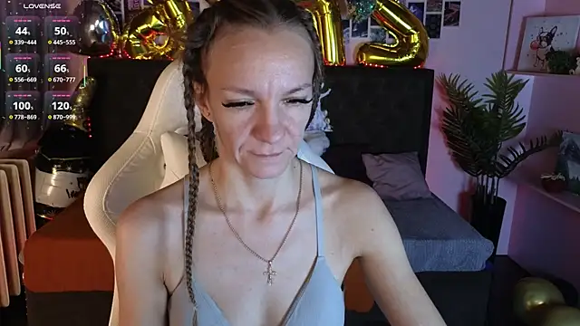 Jesica mooon online show from December 20, 2025, 1:30 am