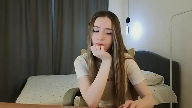 yourrdanceteacher online show from April 7, 2026, 5:09 am