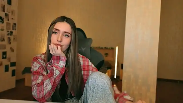 yourrdanceteacher online show from February 14, 2026, 9:04 pm