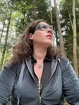 Nadja Noir online show from April 19, 2026, 12:17 pm