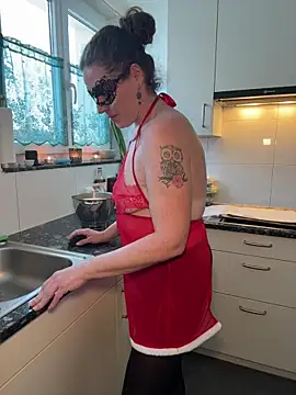 Snapshot of Nadja_Noir chatting on November 27, 2025, 1:55 pm Nadja Noir online show from November 27, 2025, 1:55 pm