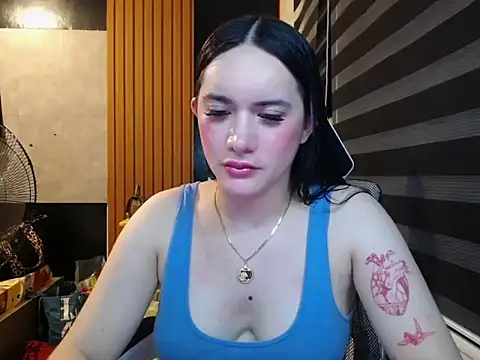 Snapshot of Yhanbeaufort18 chatting on September 16, 2025, 2:29 pm Yhanbeaufort18 online show from September 16, 2025, 2:29 pm