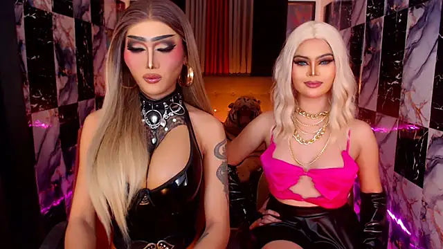 IndestructibleLily online show from December 19, 2025, 10:34 pm