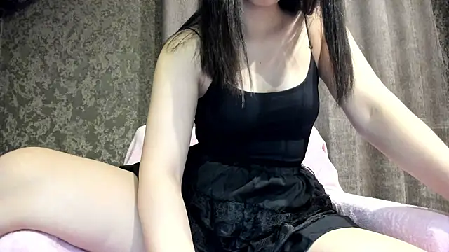 Snapshot of Mayachka333 chatting on December 3, 2025, 2:16 pm Mayachka333 online show from December 3, 2025, 2:16 pm