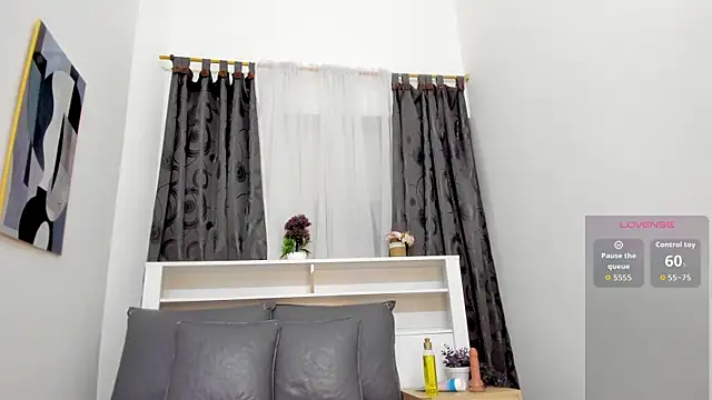 Mistt Mia online show from April 19, 2026, 12:17 pm