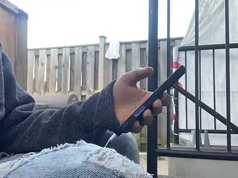 Snapshot of Insurance-03 chatting on October 1, 2025, 10:13 pm Insurance-03 online show from October 1, 2025, 10:13 pm