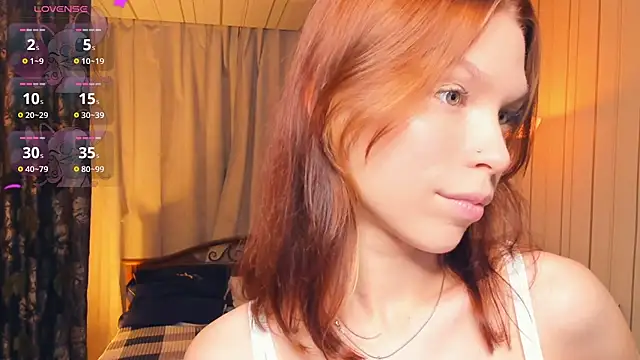 Snapshot of KyraConze chatting on September 21, 2025, 8:25 pm KyraConze online show from September 21, 2025, 8:25 pm