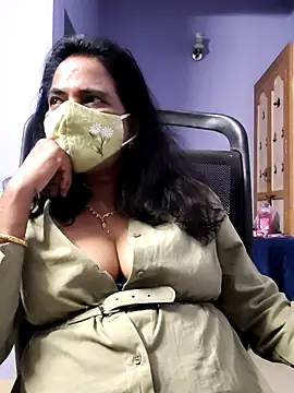 Snapshot of mallu-lover chatting on February 14, 2026, 5:35 pm mallu-lover online show from February 14, 2026, 5:35 pm