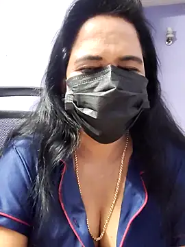 mallu-lover online show from October 29, 2025, 1:15 am