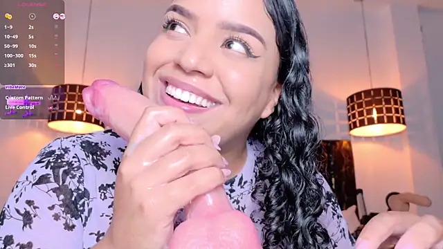 Snapshot of emily_perezz chatting on February 2, 2026, 7:24 pm emily perezz online show from February 2, 2026, 7:24 pm