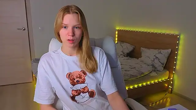  Gentle Angel Melissa  online show from March 19, 2026, 3:23 pm