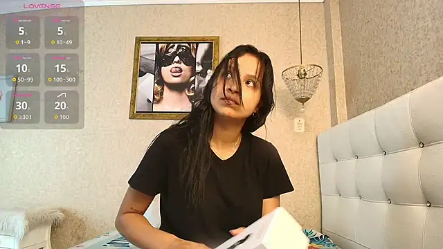 Snapshot of Miladiosa chatting on December 19, 2025, 11:56 am Miladiosa online show from December 19, 2025, 11:56 am