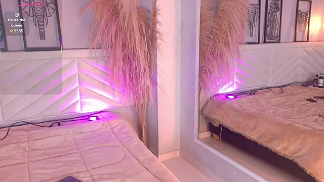 Snapshot of amy_miller1 chatting on December 18, 2025, 10:02 pm amy miller1 online show from December 18, 2025, 10:02 pm