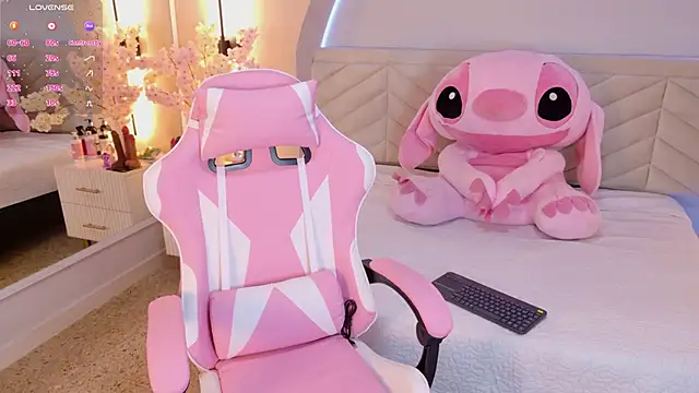 Snapshot of amy_miller1 chatting on February 27, 2026, 8:08 pm amy miller1 online show from February 27, 2026, 8:08 pm