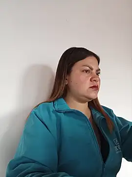 Snapshot of LUCIANA__99 chatting on October 14, 2025, 1:01 pm LUCIANA  99 online show from October 14, 2025, 1:01 pm