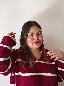 Snapshot of LUCIANA__99 chatting on October 24, 2025, 1:32 pm LUCIANA  99 online show from October 24, 2025, 1:32 pm