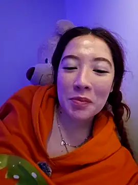 Snapshot of lunnaa_ chatting on February 11, 2026, 11:54 am lunnaa online show from February 11, 2026, 11:54 am