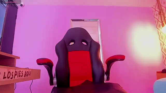 ALISSON BARKER online show from October 11, 2025, 12:28 pm