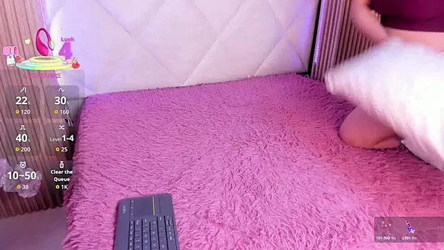 veronica hill  online show from March 6, 2026, 3:23 am