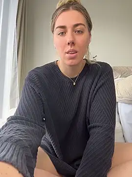 louiseberkeley online show from May 12, 2026, 11:44 pm