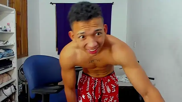 JuanchiT66 online show from October 19, 2025, 7:38 pm