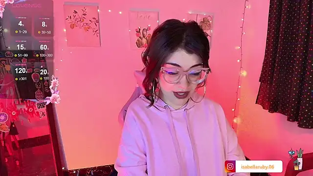 isaferrer06 online show from October 20, 2025, 10:05 am