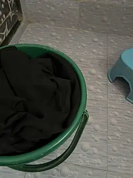 Snapshot of NoddingScorpion chatting on October 7, 2025, 4:02 am NoddingScorpion online show from October 7, 2025, 4:02 am