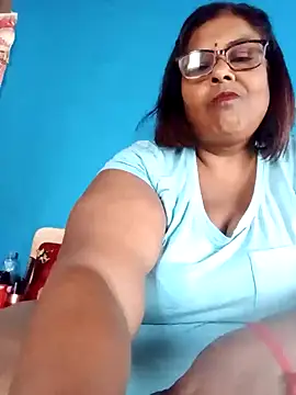 Snapshot of mileesha chatting on February 10, 2025, 8:42 am mileesha online show from February 10, 2025, 8:42 am