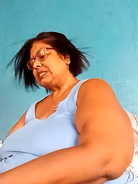 Snapshot of mileesha chatting on January 11, 2026, 7:59 am mileesha online show from January 11, 2026, 7:59 am