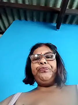 Snapshot of mileesha chatting on February 10, 2025, 12:08 pm mileesha online show from February 10, 2025, 12:08 pm
