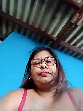 Snapshot of mileesha chatting on February 9, 2025, 8:32 am mileesha online show from February 9, 2025, 8:32 am