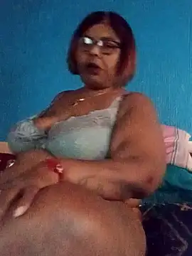 Snapshot of mileesha chatting on October 12, 2025, 7:10 am mileesha online show from October 12, 2025, 7:10 am