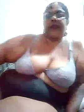 Snapshot of mileesha chatting on March 14, 2025, 6:18 pm mileesha online show from March 14, 2025, 6:18 pm