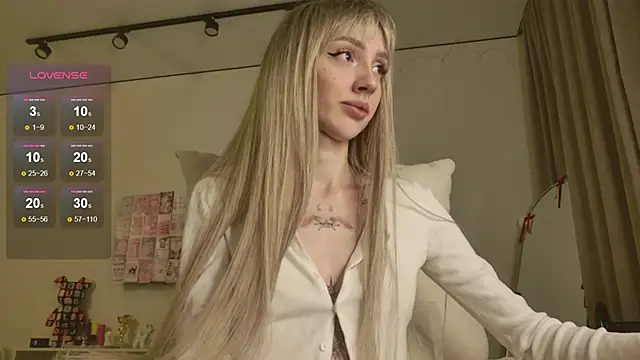 Lunainnk online show from February 13, 2026, 1:38 am