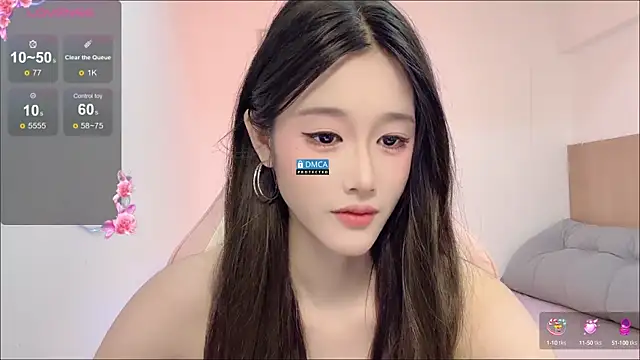 Snapshot of R_R6 chatting on September 13, 2025, 12:38 pm R R6 online show from September 13, 2025, 12:38 pm