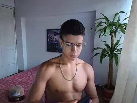 AngelSaloh online show from December 22, 2025, 10:54 pm