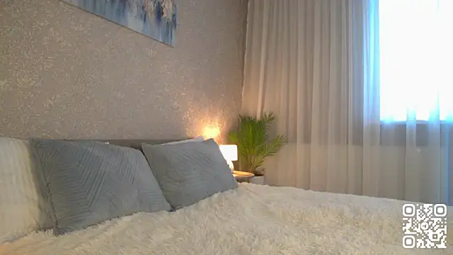 MagicCutie online show from April 10, 2026, 8:21 am